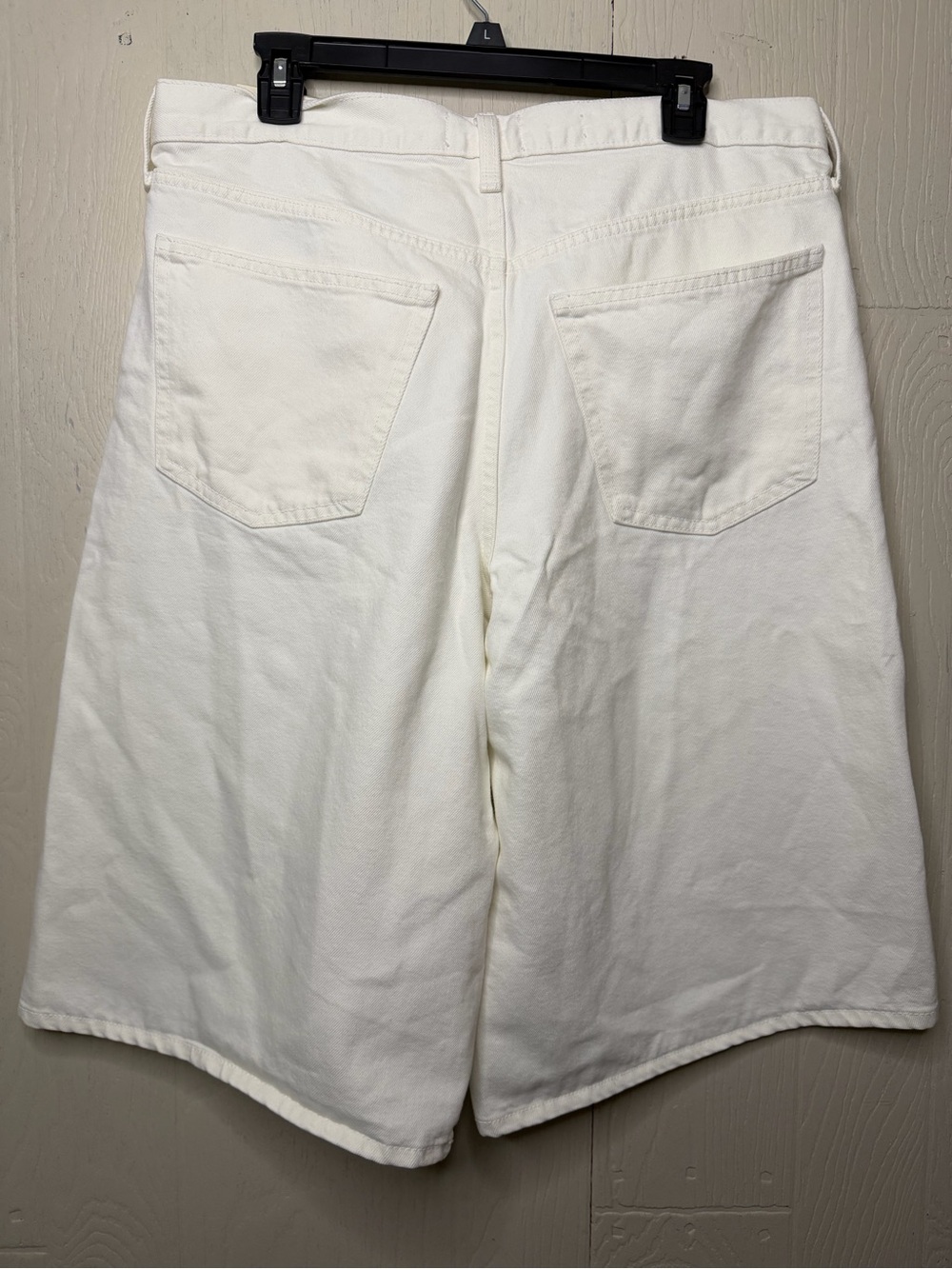 Universal Thread Long Shorts - Picture 2 of 9